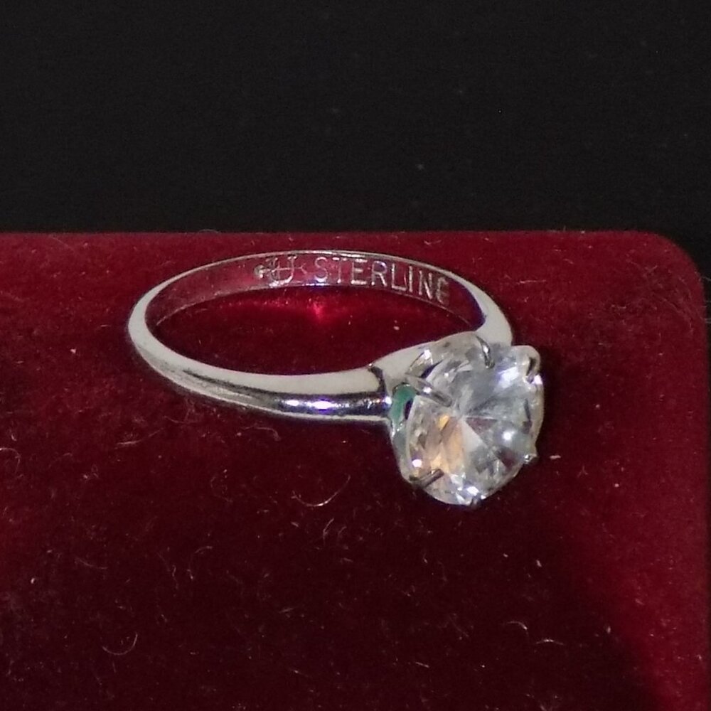 Vintage IOC Signed Uncas Sterling Silver Large Solitaire 6 Prong Size 7 Ring - Picture 5 of 13
